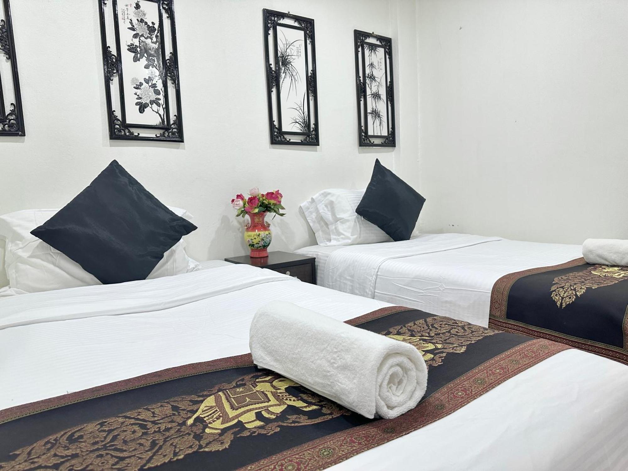 Longzhu Guesthouse Bangkok Exterior foto