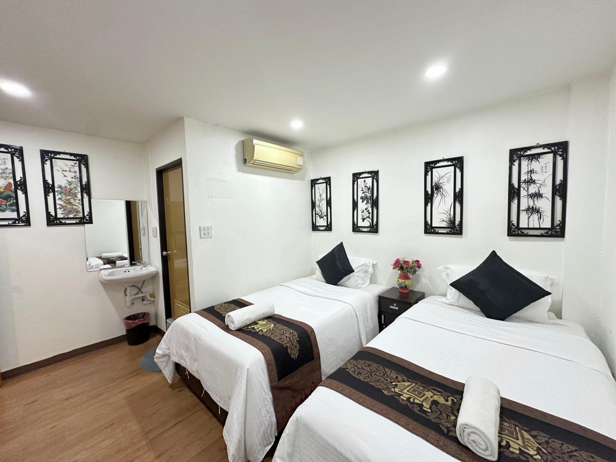 Longzhu Guesthouse Bangkok Exterior foto